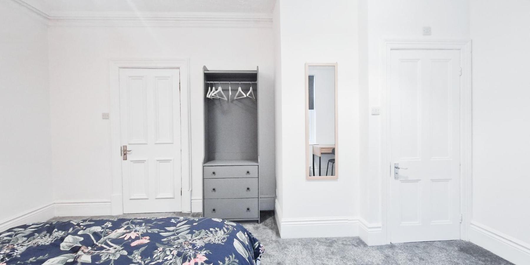 Spacious Room In Modern House Near 诺丁汉 外观 照片