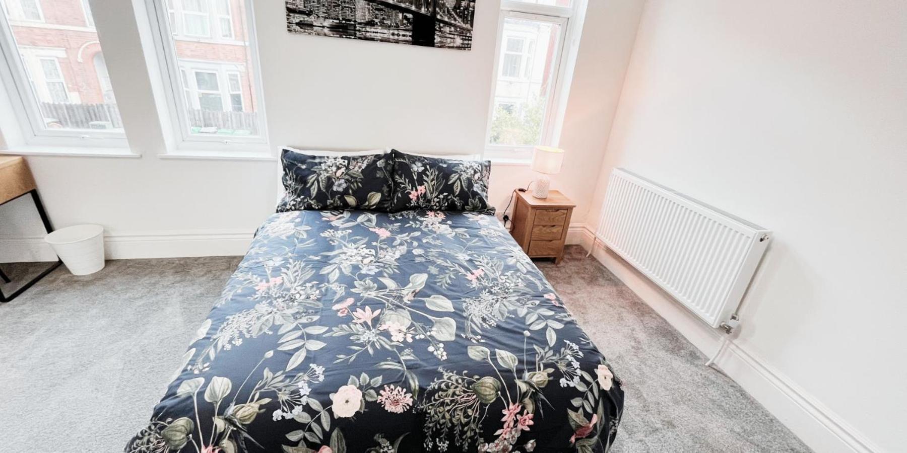 Spacious Room In Modern House Near 诺丁汉 外观 照片